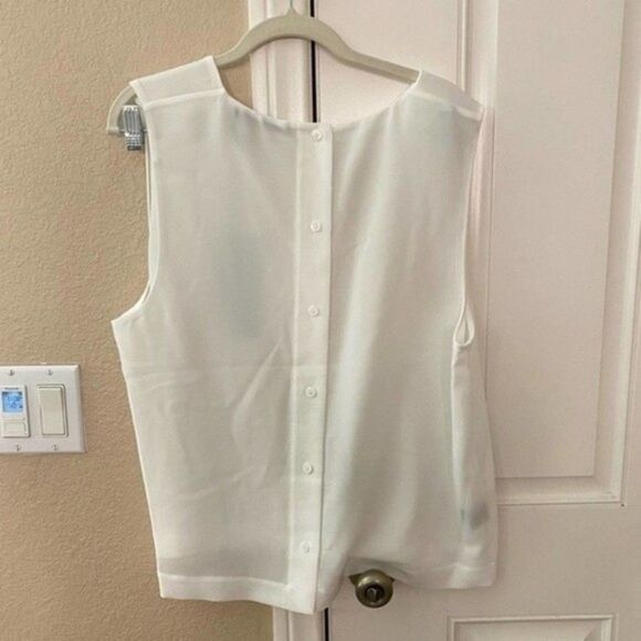 Jenni Kayne Crepe V-Neck Shell Ivory Top Blouse - Picture 5 of 5